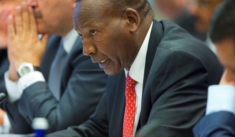 Kenyatta, Odinga race for Kenyan presidency hotly contested