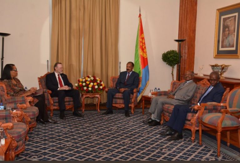 Eritrean President Isaias Afwerki received and held talks yesterday, 4 December at Denden Hall with the US Assistant Secretary for African Affairs, Mr. Tibor Nagy.