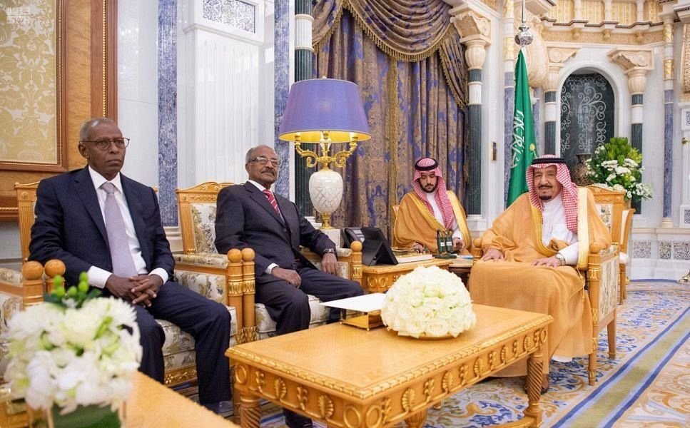 Eritrean Delegation Meets with Saudi King Salman,delivered the letter of President Isaias Afwerki 