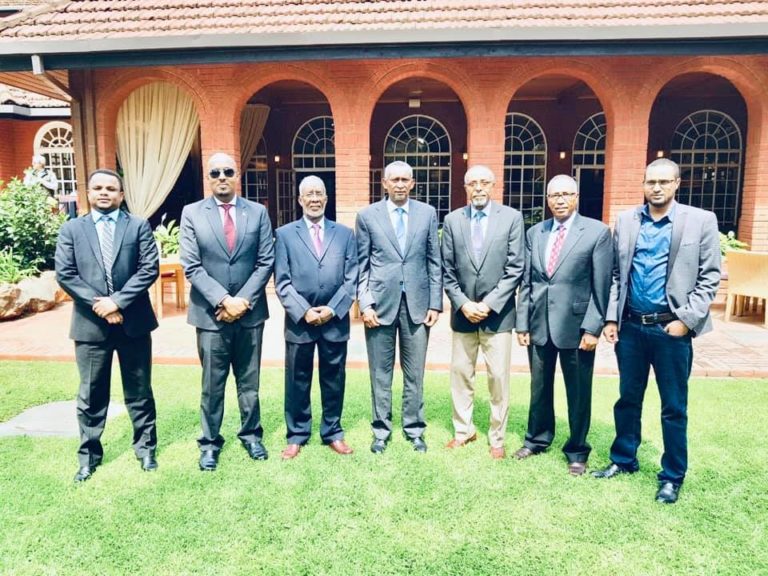 Somaliland FM Meets with Executive Secretary of IGAD and Kenyan Secretary of Trade