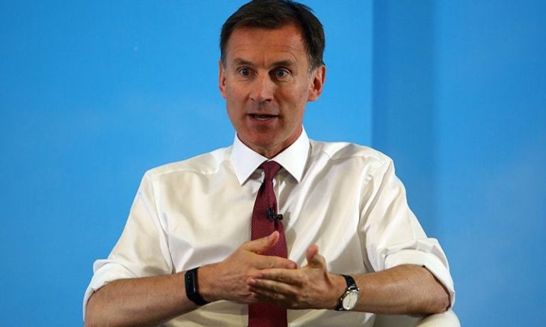 Britain's Foreign Secretary Jeremy Hunt takes part in a Conservative Party leadership hustings event in Exeter, southwest England on June 28, 2019. - Britain's leadership contest is taking the two contenders on a month-long nationwide tour where they will each attempt to reach out to grassroots Conservatives in their bid to become prime minister. (Photo by GEOFF CADDICK / AFP)