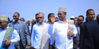 Oromia region vice president Shimelis Abdisa and the delegation from Oromia visited development projects in Degehabur.