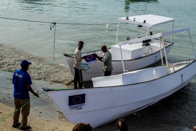 FAO hands over 12 fishing vessels to fishing co-operatives in Puntland