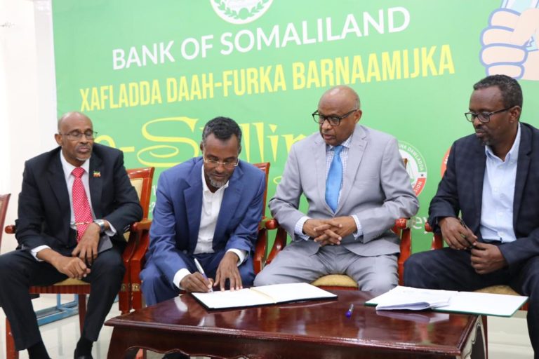 Dahabshiil Group offers investment opportunities to Civil Servants using eDahab service and Somtel Simcard