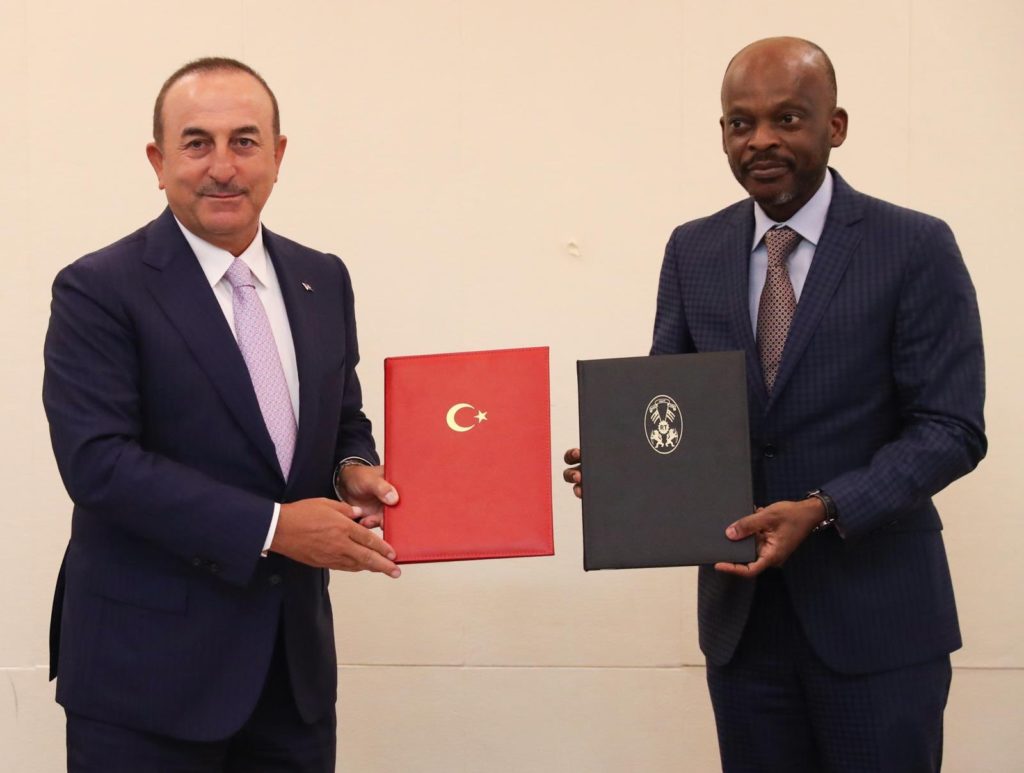 Turkish FM arrives in Togo to boost bilateral ties