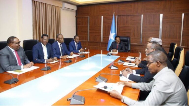 Somalia President Mohamed Abdullahi Farmaajo (centre) presides the National Consultative Forum in Villa Somalia, Mogadishu on October 1, 2020. PHOTO | VILLA SOMALIA