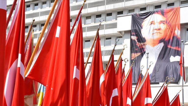 Somalia congratulates Turkey on 97th Republic Day