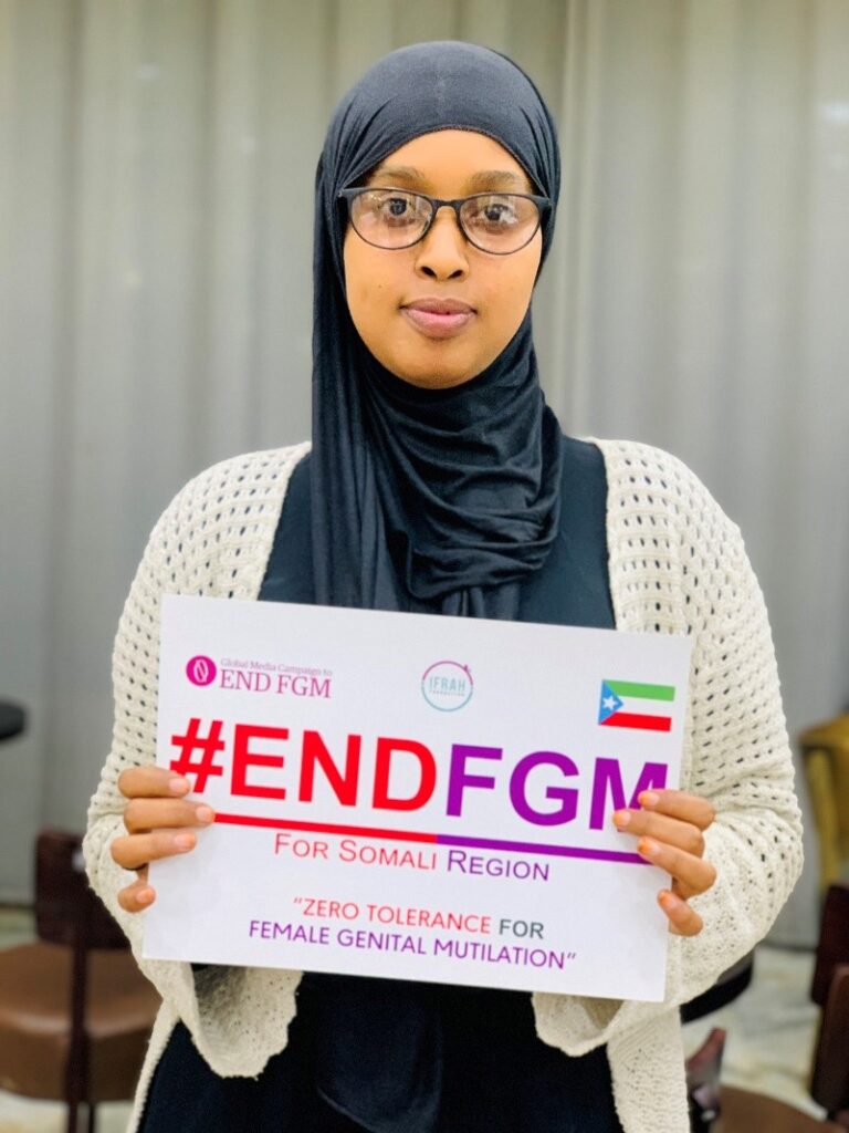Photo: Najah Mawlid Hayir, A 2nd year Journalist Student who is advocating to end FGM on 16Days of Activism. Credit of the Picture: Shucayb Obsiye/Horn Cable TV