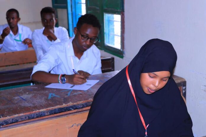 203210872_541223893966160_2565350681864060712_n Over 30k candidates sit Somaliland exams