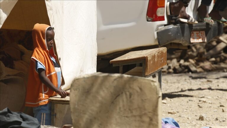 Internally displaced people taking shelter on Hawelti Secondary School in Mekele city Tigray on March 8, 2021. ( Minasse Wondimu Hailu - Anadolu Agency )