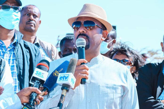 Ethiopian Prime Minister Abiy Ahmed Ali visited today into Somali Region to see the people displaced by the severe drought that is unfolding in the Region that some of them are currently at Kabribayah,