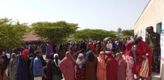 Voters queue outside a polling station in the Somaliland 2021 elections. Credit: Somaliland International Election Observation Mission 2021.