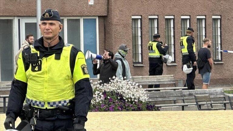 Sweden orders Iraqi Quran burner to leave country