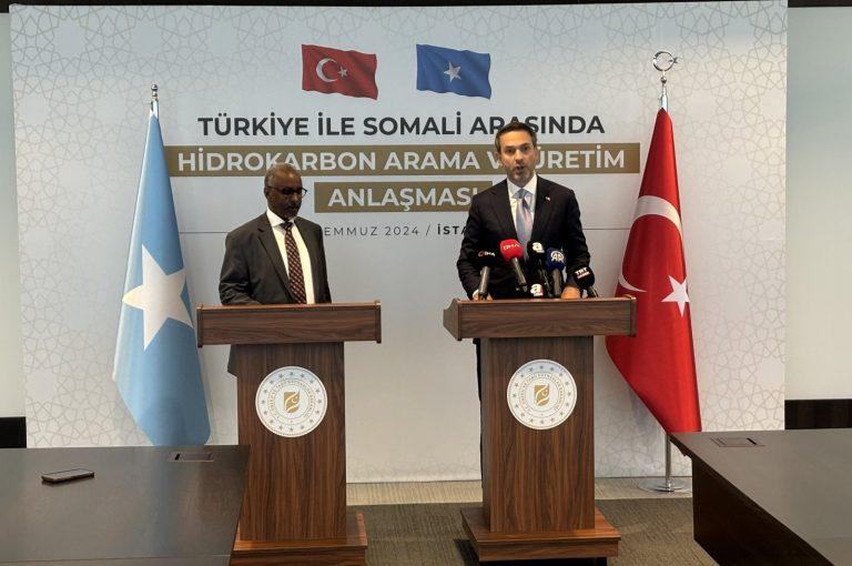 Energy and Natural Resources Minister Alparslan Bayraktar (R) and Somali Petroleum and Mineral Resources Minister Abdirizak Omar Mohamed during a ceremony on hydrocarbon cooperation, Istanbul, Türkiye, July 18, 2024. (IHA Photo)