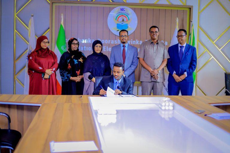 Somaliland NEC, Ministry of Information, and Journalists' Associations Sign Code of Conduct to Guide Election Reporting
