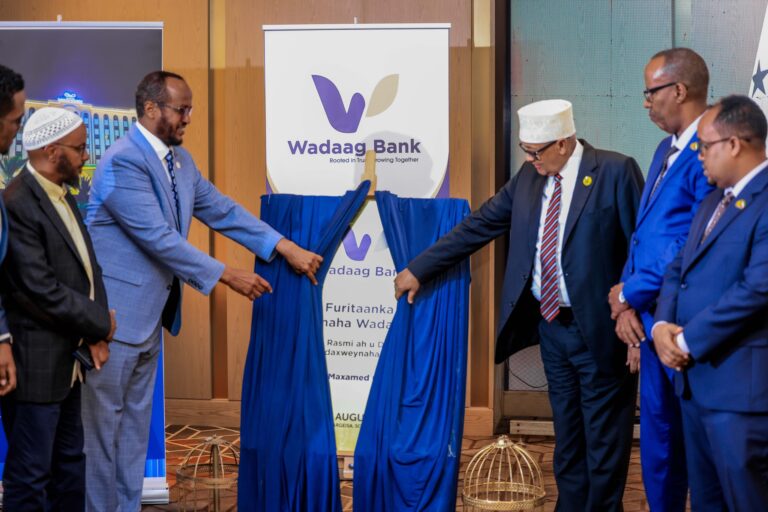 maliland President Abdirahman Mohamed Abdillahi (Cirro) on Sunday attended the official launch of Wadaag Bank, a new commercial lender expected to expand financial services and boost investment in the breakaway Horn of Africa region
