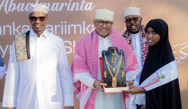Somaliland President Awards Top Quran Competition Winners During Ramadan