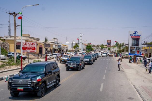 A hero's welcome in Hargeisa as President Irro returned home from his historic visit to Israel.