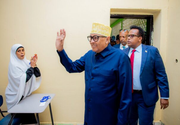 President Abdirahman Mohamed Abdullahi Irro greets students and education officials during his visit to Farah Omar Secondary School as the 2026 national examinations commence.